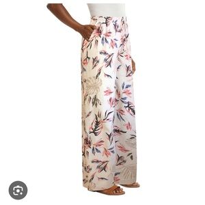 Briggs Ladies' Floral Linen Blend Pants